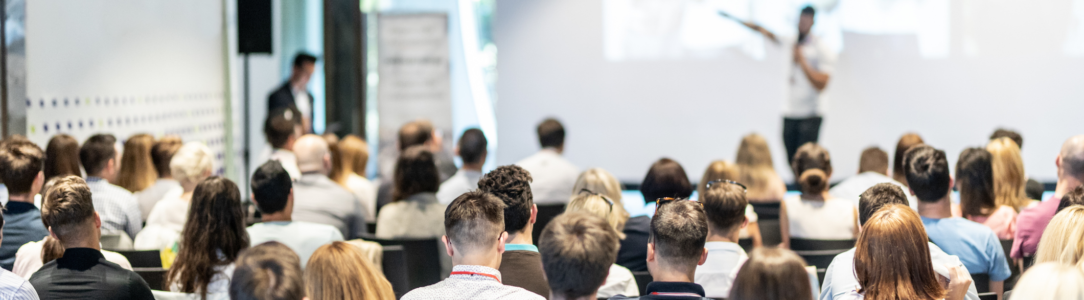 دورات مكثفة حضورية في المشتريات وسلاسل الإمداد — دورات عملية مع خبراء القطاع